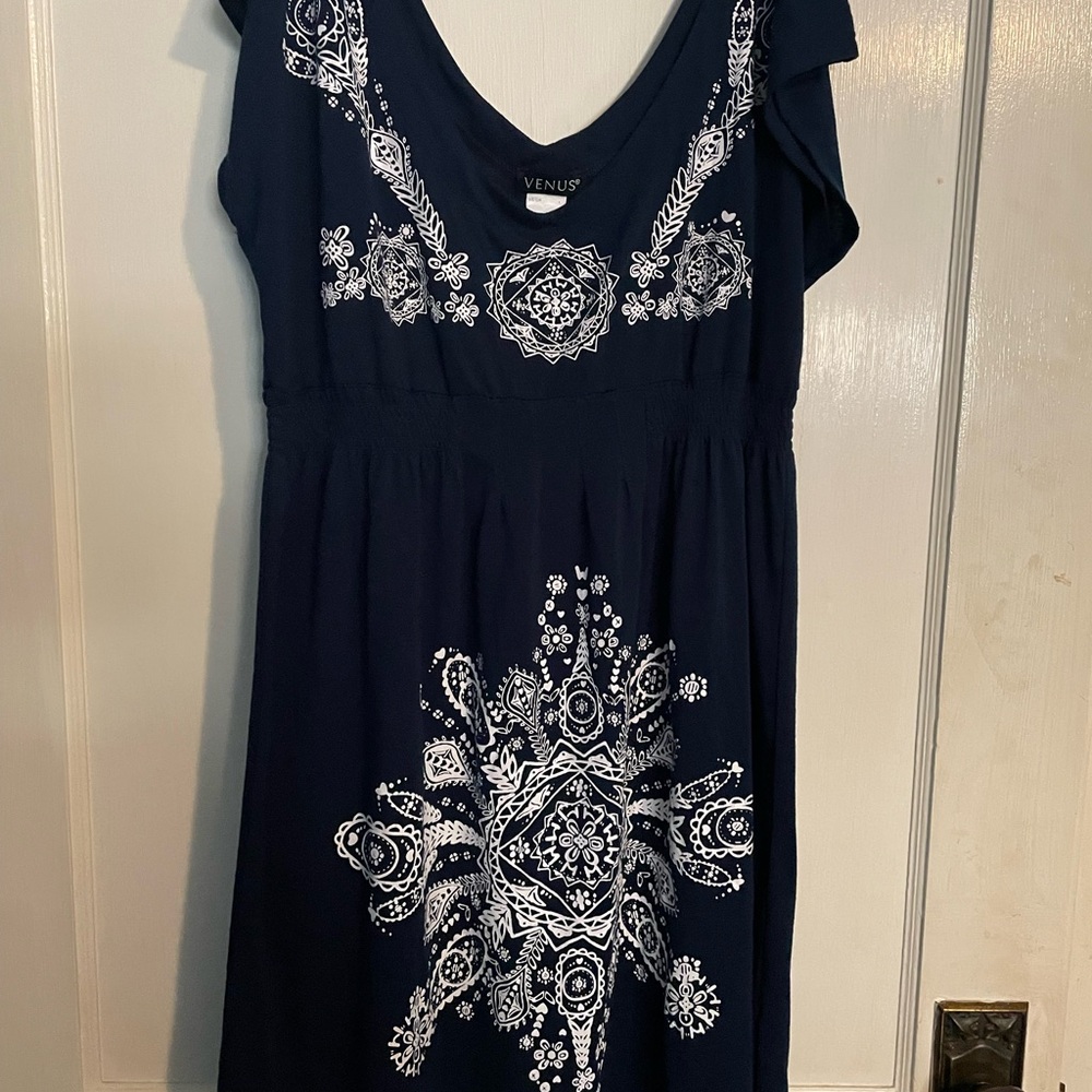 VENUS Navy and White Empire-Waisted Sundress